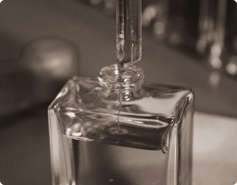 Fragrance bars and workshops